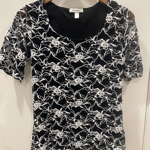 Dressbarn Black and White Floral Lace Blouse - Picture 4 of 6